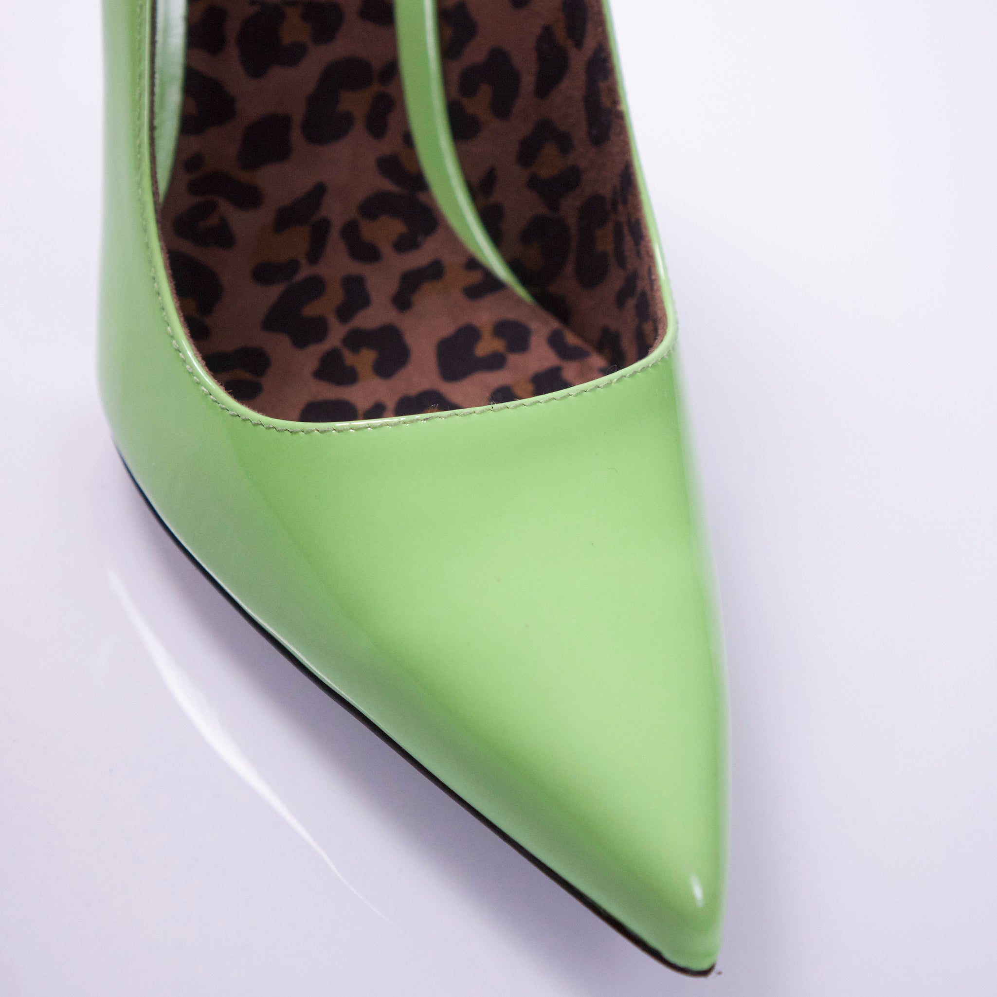 AD TRIDENT PATENT STILETTO PUMPS